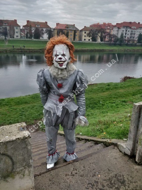 Догрався: мукачівським "Пеннівайзом" зацікавилась поліція..., фото-1 Догрався: мукачівським "Пеннівайзом" зацікавилась поліція та прокуратура (ВІДЕО), фото-1