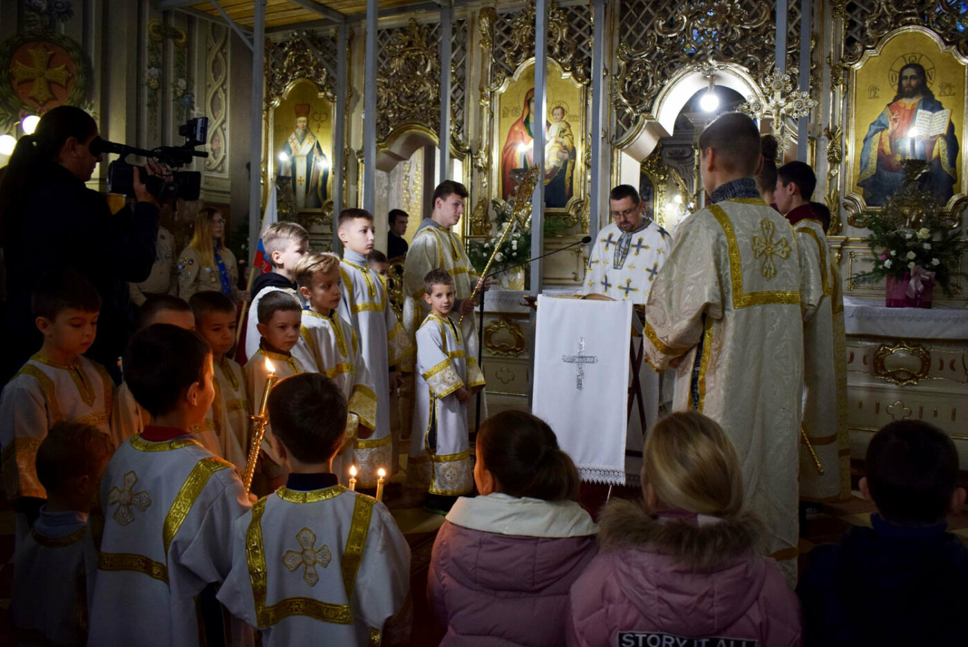 До Ужгорода привезли Вифлеємський вогонь миру (ФОТО), фото-19 До Ужгорода привезли Вифлеємський вогонь миру (ФОТО), фото-19