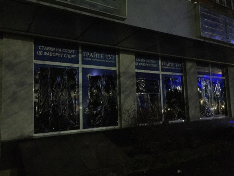 Який вигляд мають закриті гральні заклади в Ужгороді (ФОТО), фото-4 Який вигляд мають закриті гральні заклади в Ужгороді (ФОТО), фото-4