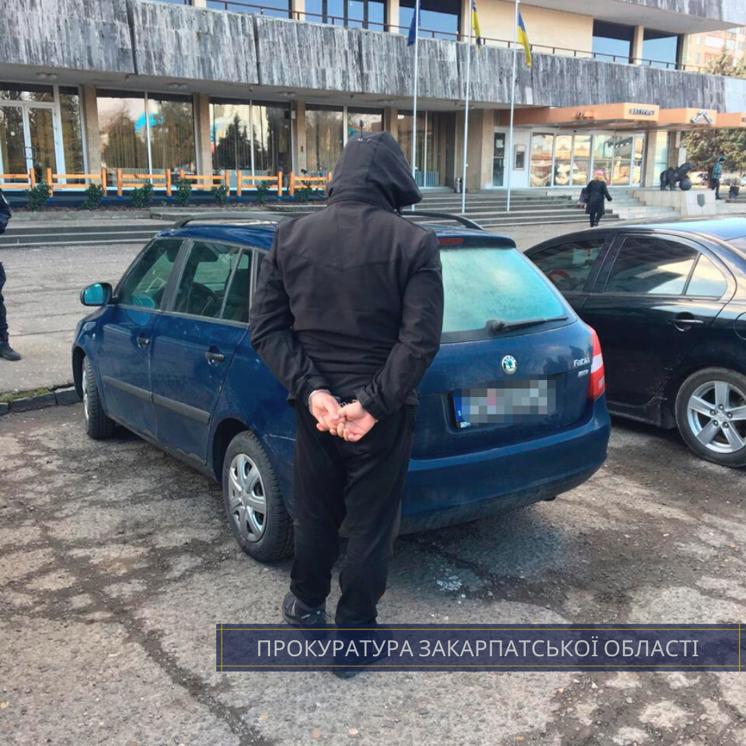 В Ужгороді судитимуть іноземця, який займався контрабандою..., фото-1 В Ужгороді судитимуть іноземця, який займався контрабандою та збутом метамфетаміну (ФОТО), фото-1