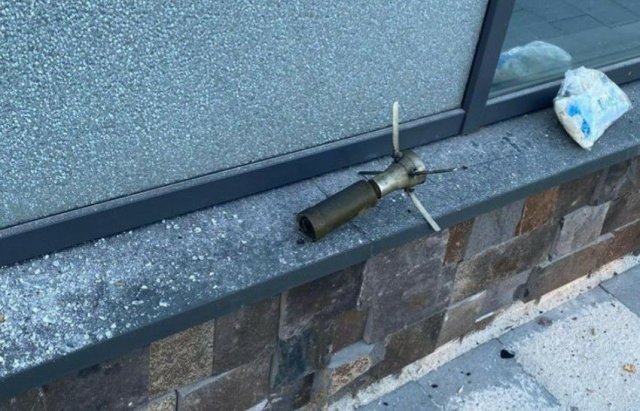 На Закарпатті стріляли у будівлю відпочинкового комплексу з..., фото-2 На Закарпатті стріляли у будівлю відпочинкового комплексу з РПГ (ФОТО, ВІДЕО), фото-2