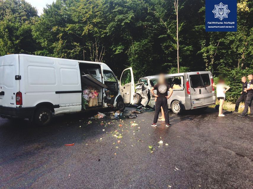 Перевищення дозволеної швидкості — патрульні назвали причин..., фото-1 Перевищення дозволеної швидкості — патрульні назвали причину моторошної ДТП на Закарпатті, фото-1