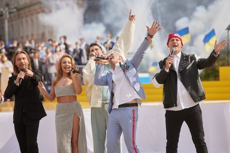«Пісенна історія сучасної України» - зірки шоу-бізнесу при..., фото-1 «Пісенна історія сучасної України» - зірки шоу-бізнесу привітали країну з Днем Незалежності (ВІДЕО), фото-1