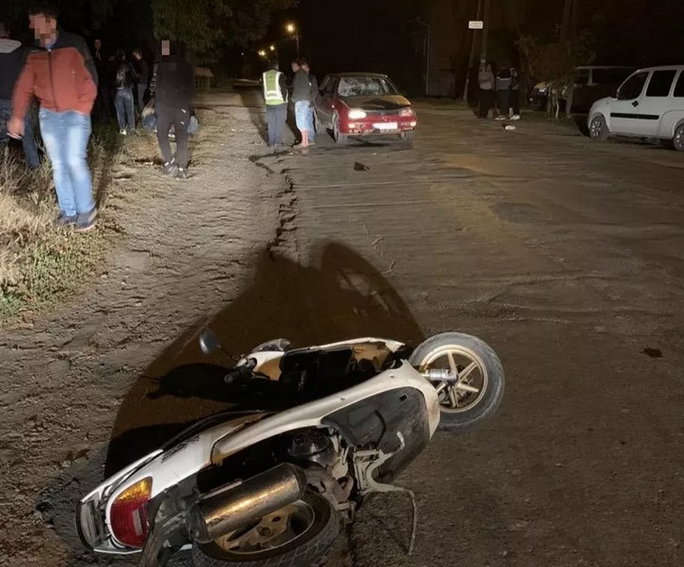 На Закарпатті п'яна 19-річна дівчина виїхала на зустрічну с..., фото-1 На Закарпатті п'яна 19-річна дівчина виїхала на зустрічну смугу й скоїла ДТП (ФОТО), фото-1
