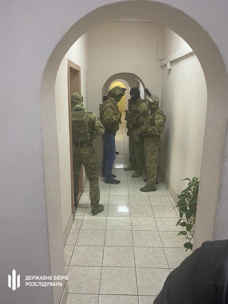 На Закарпатті судитимуть завідувача сектору з питань запобі..., фото-3 На Закарпатті судитимуть завідувача сектору з питань запобігання та виявлення корупції ДПС (ФОТО), фото-3