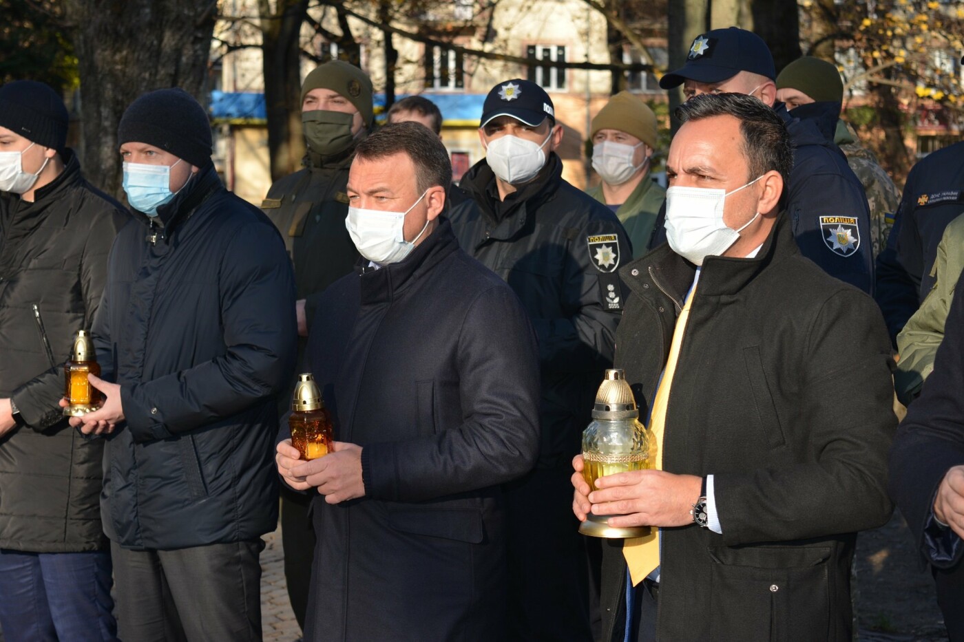 Олексій Петров вшанував пам`ять захисників (ФОТО), фото-2 Олексій Петров вшанував пам`ять захисників (ФОТО), фото-2