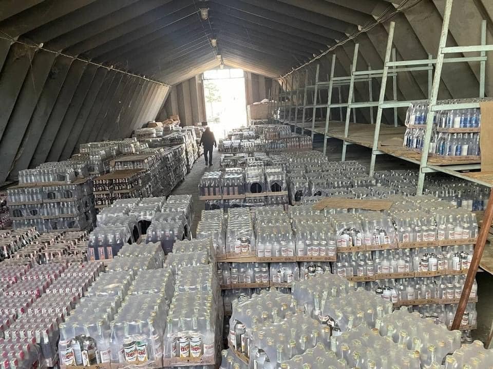 На Закарпатті виявили повний ангар сурогатного алкоголю на 8 млн. грн (ФОТО), фото-2