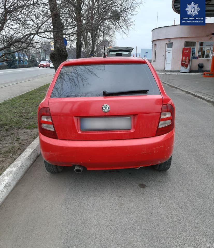 Патрульні Закарпаття розшукують винуватця та очевидців ДТП у Мукачеві (ФОТО), фото-2