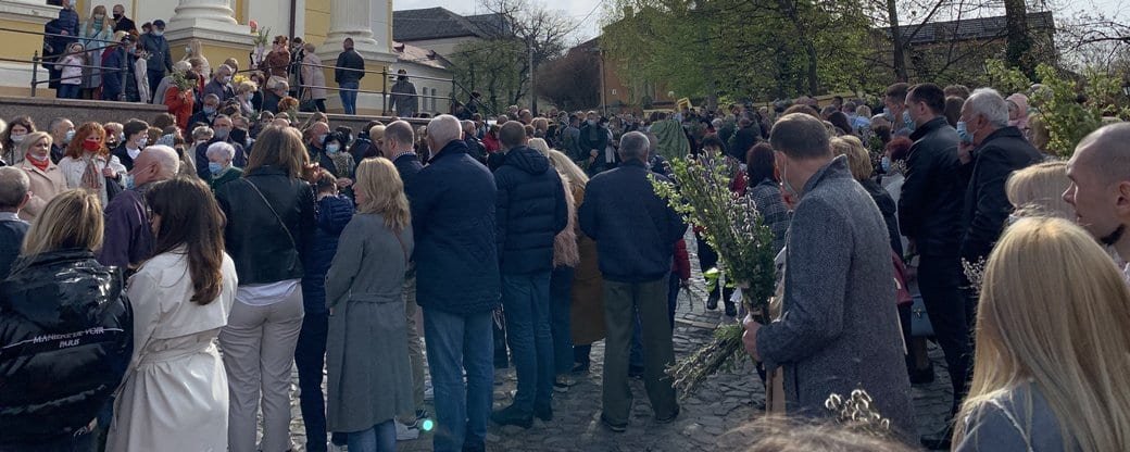 Вербну неділю святкують віряни східного обряду в Ужгороді, фото-2