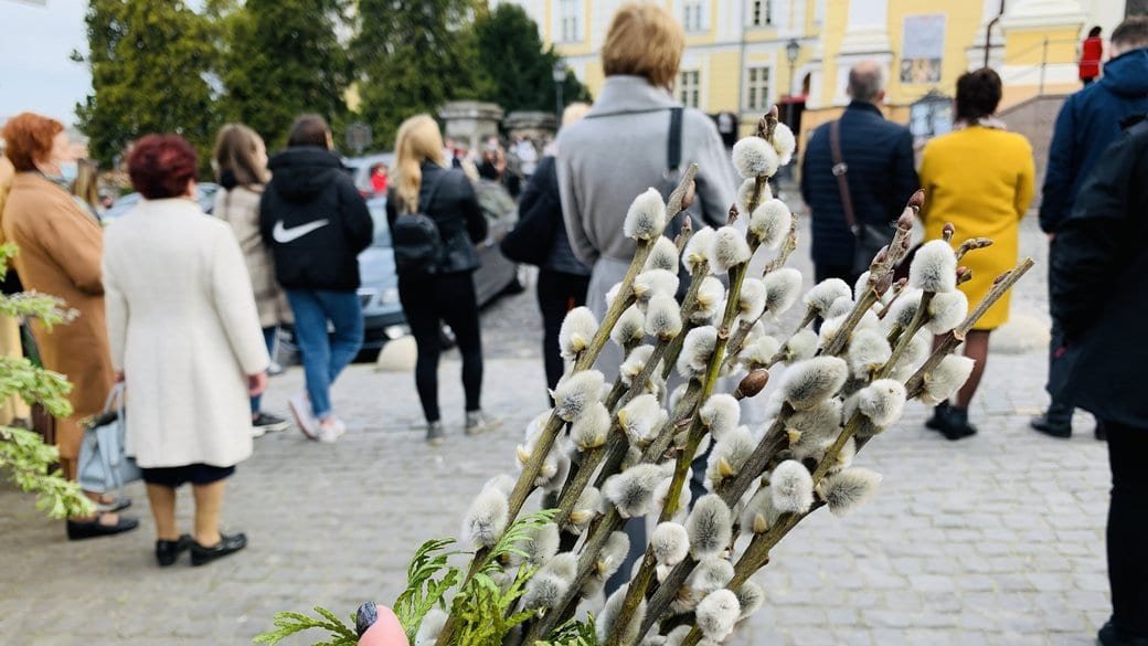 Вербну неділю святкують віряни східного обряду в Ужгороді, фото-3