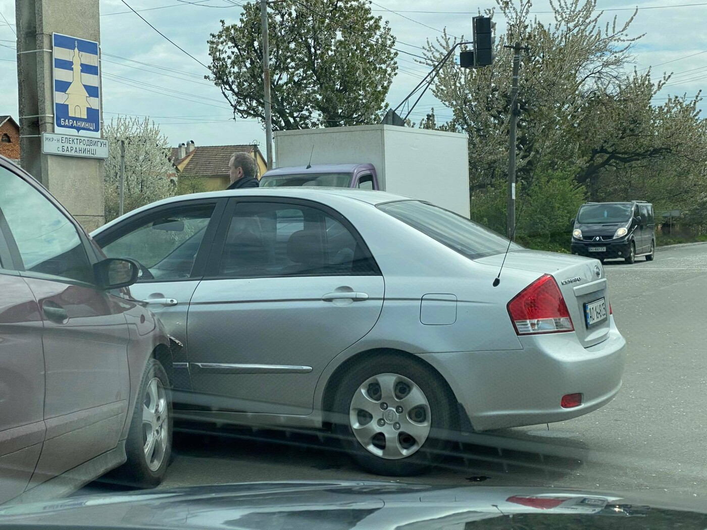 Протаранив: Неподалік Ужгорода не розминулись дві автівки..., фото-2 Протаранив: Неподалік Ужгорода не розминулись дві автівки (ФОТО), фото-2