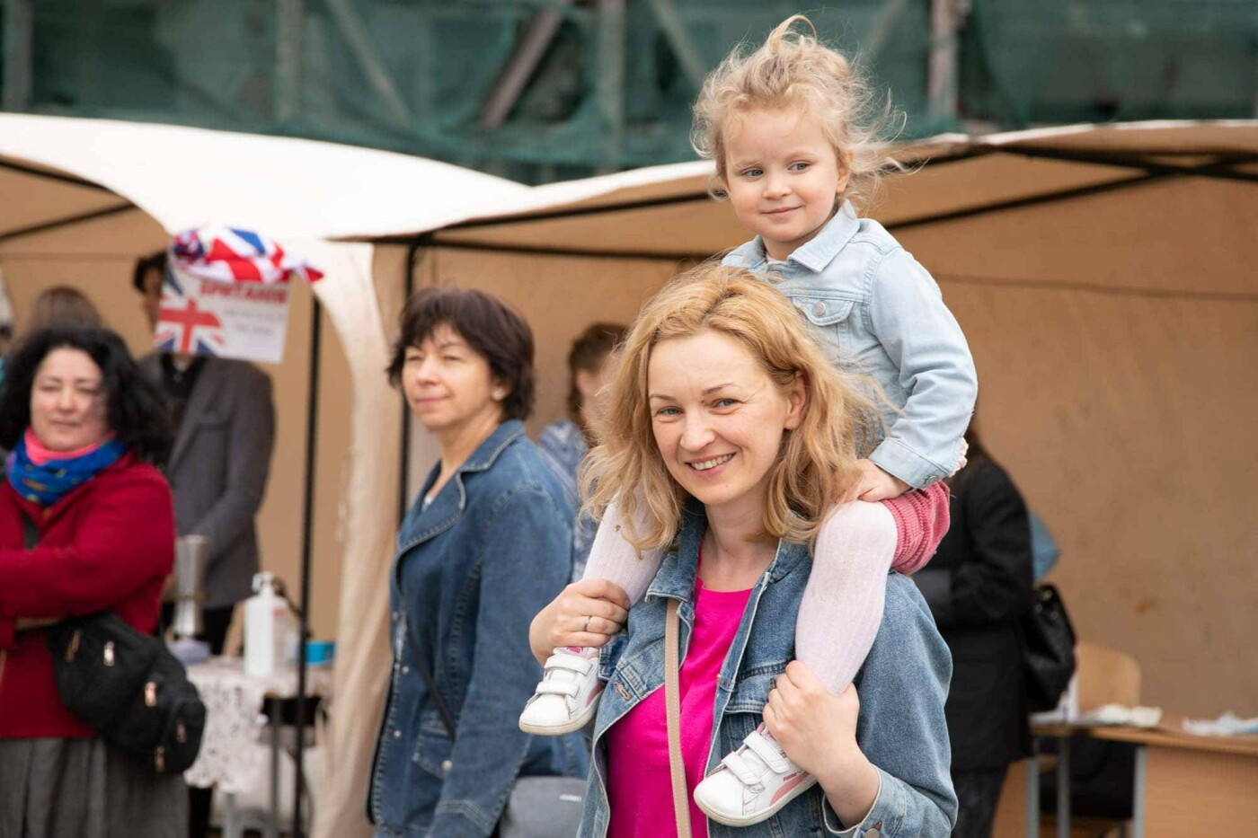 Ярмарок, брейн-ринг, конкурси: як в Ужгороді відзначали День Європи в Україні (ФОТО), фото-2