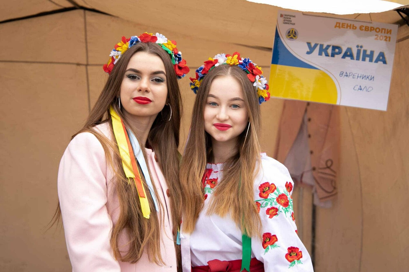 Ярмарок, брейн-ринг, конкурси: як в Ужгороді відзначали День Європи в Україні (ФОТО), фото-4