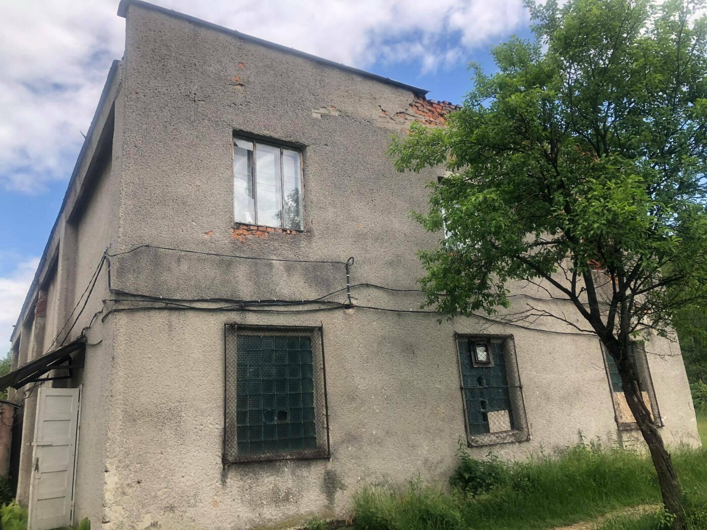 Тече дах, прогнила підлога: на Закарпатті ще одна гімназія потребує ремонту (ФОТО), фото-7