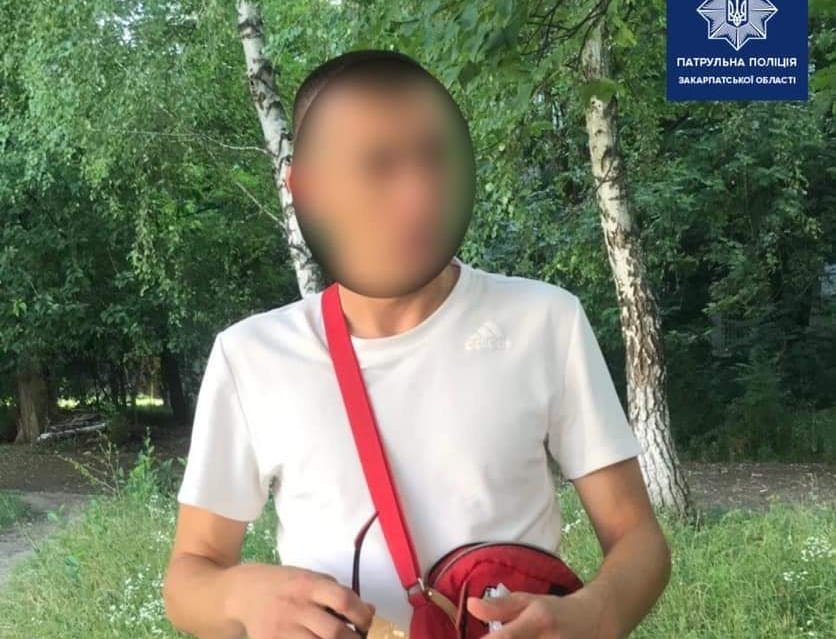 В Ужгороді затримали чоловіка з наркотиками