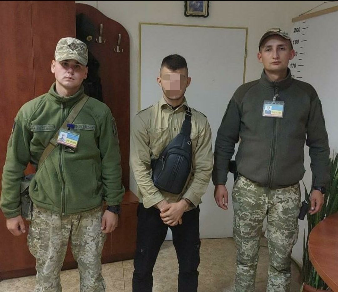 На словацькому кордоні затримали одесита, якого розшукували за пограбування 
