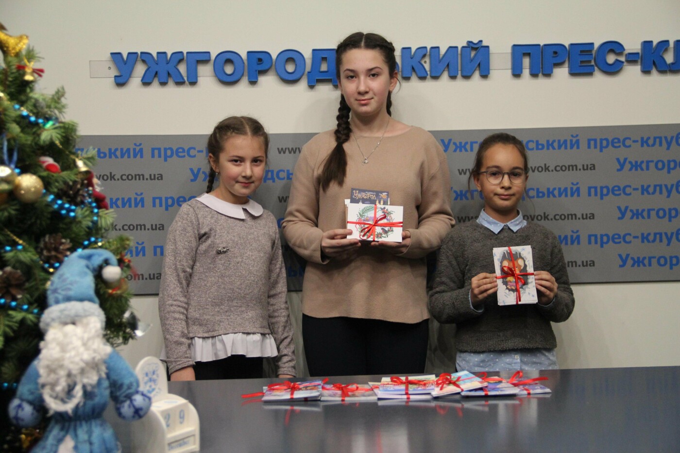 В Ужгороді переможці конкурсу «Різдвяна листівка» отримали нагороди (ФОТО)