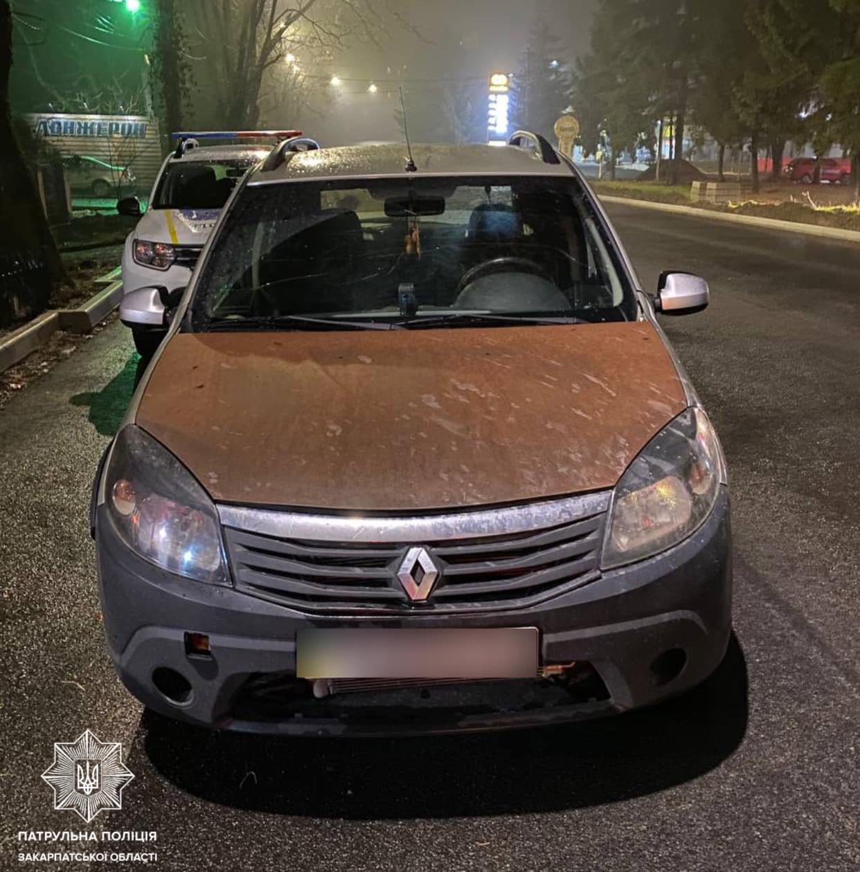 В Ужгороді виявили нетверезого водія, який перевозив пасажирів з наркотиками