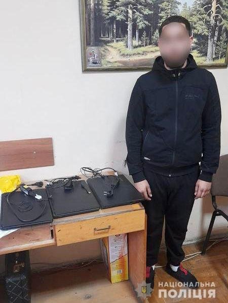 В Мукачеві затримали зловмисника, який обікрав школу