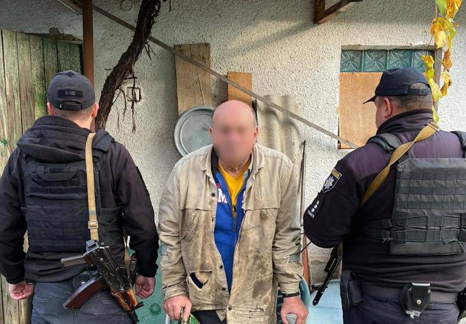 Закарпатець за ранок підпалив сім будівель