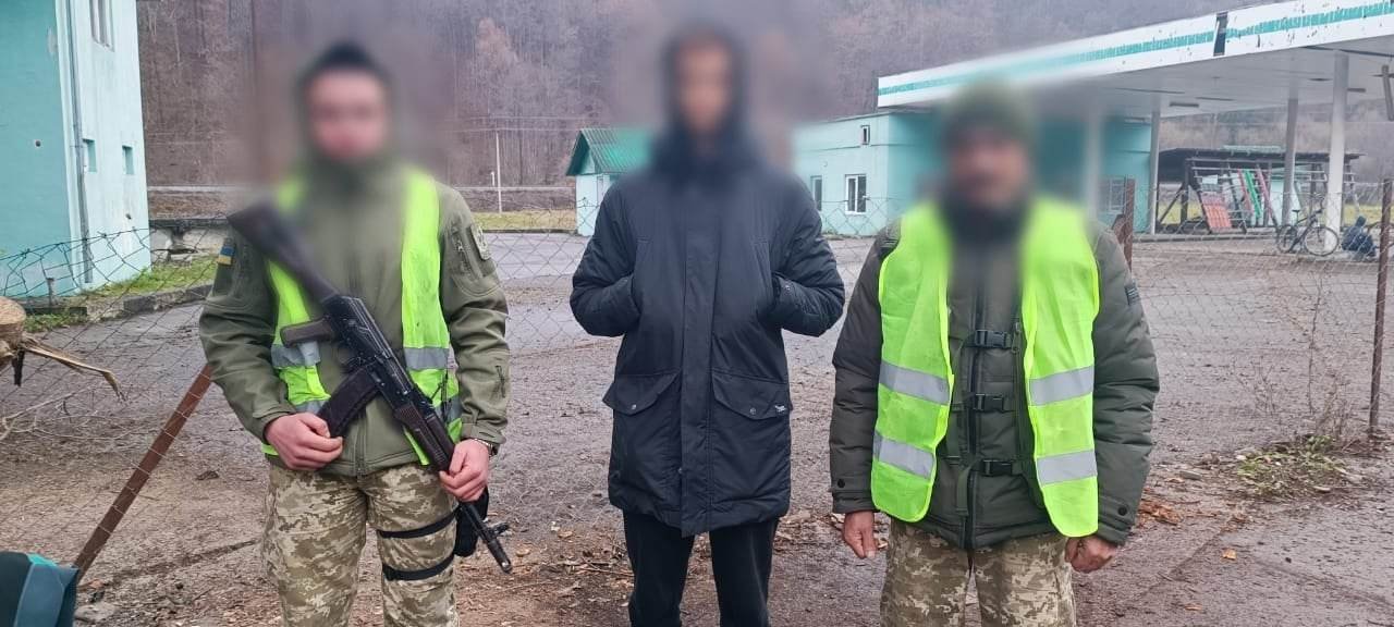 На Закарпатті 19-річний танцівник за 2500 доларів хотів втекти закордон