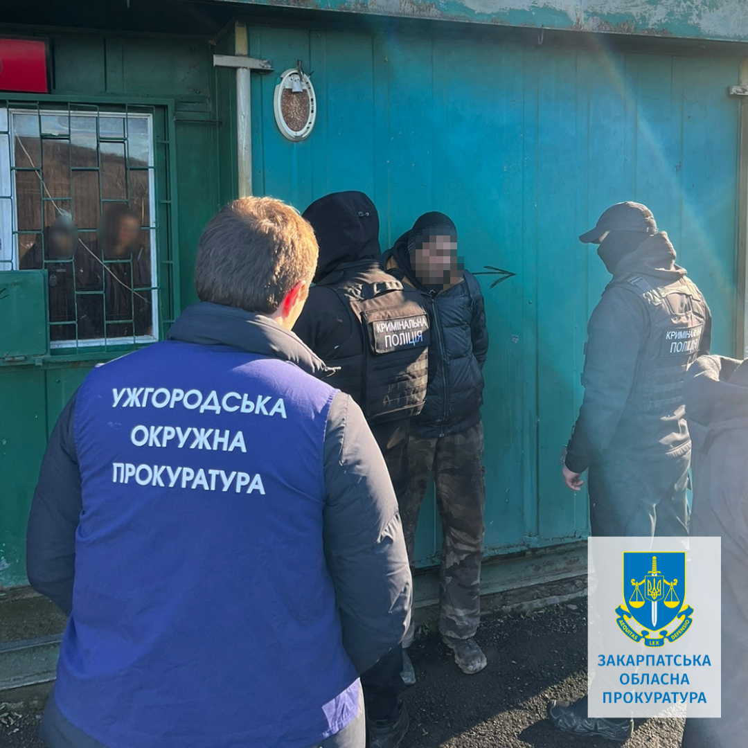 Ужгородця, обвинуваченого у збуті бойової зброї та патронів, судитимуть