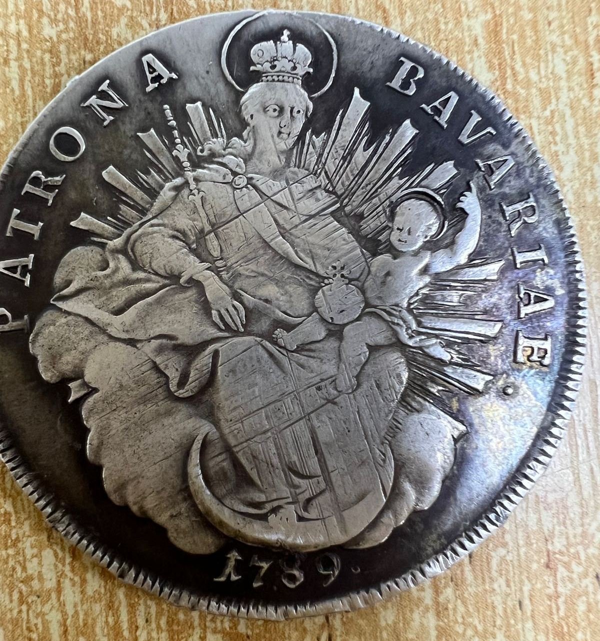 В Закарпатті митники завадили незаконному вивозу монет XVIII-XIX cт. за кордон