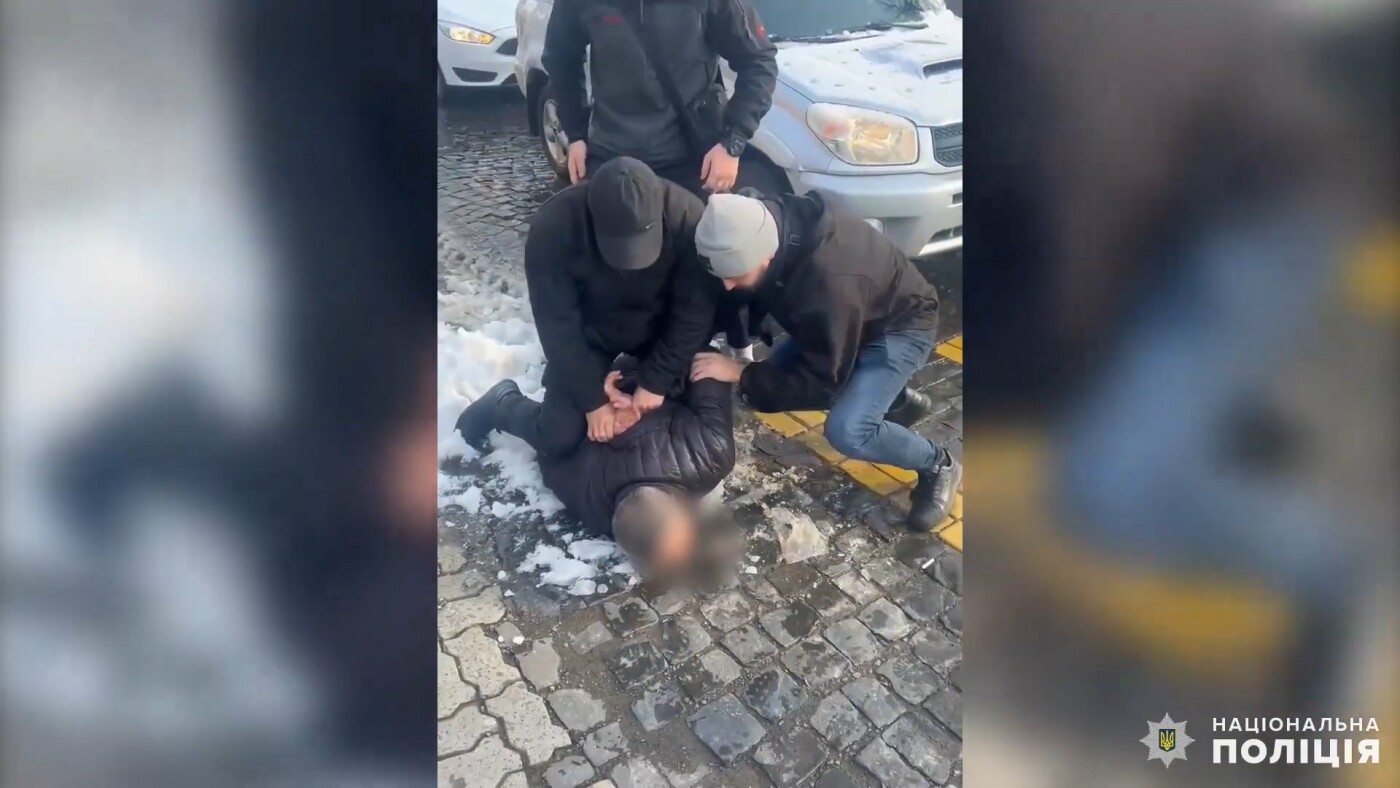 На Закарпатті затримали групу наркоторговців, щомісячний дохід яких сягав 1,5 млн грн