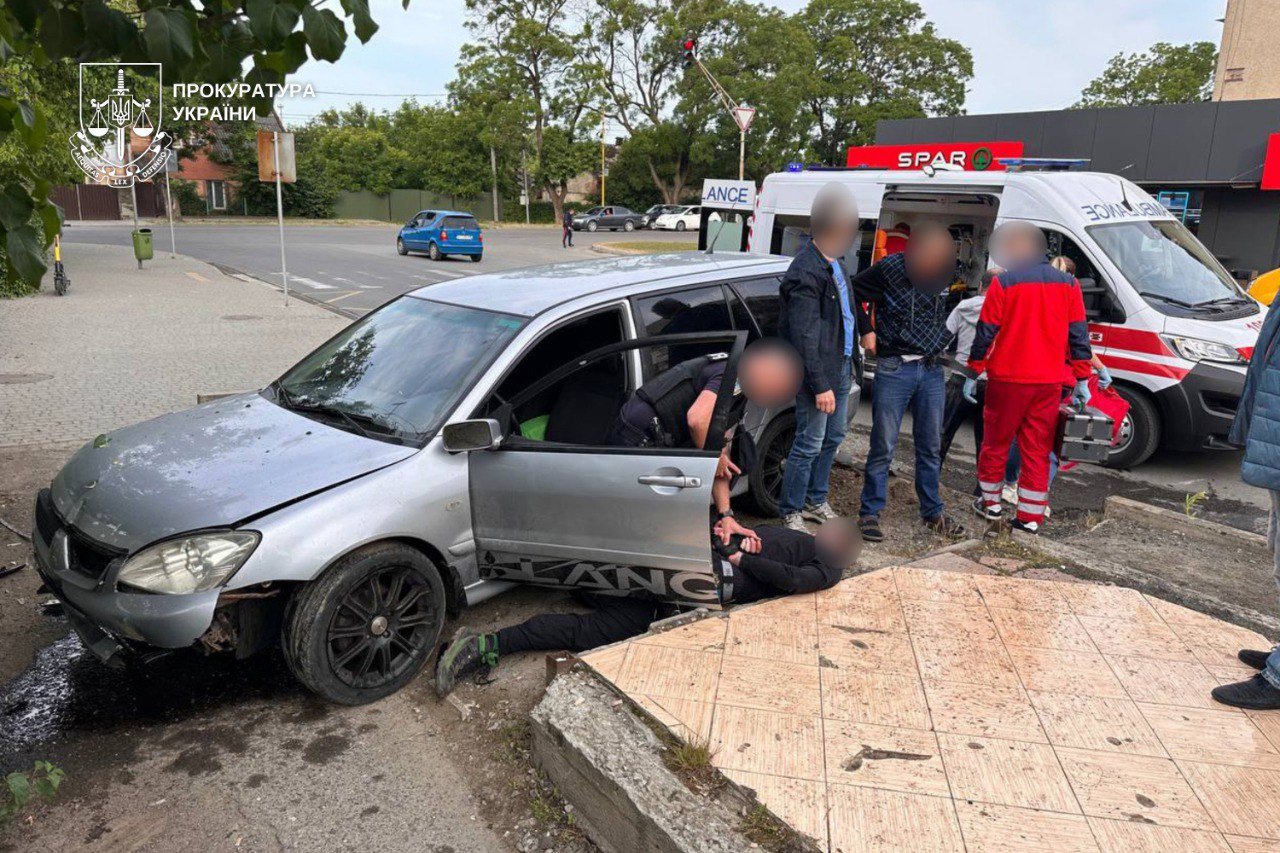 Ужгородський суд відправив наркозалежного викрадача авто на 6 років за ґрати