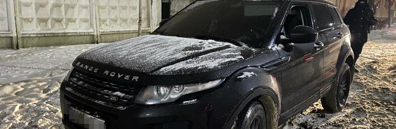 За ніч поліція Мукачева виявила два автомобілі з ймовірно підробленими документами