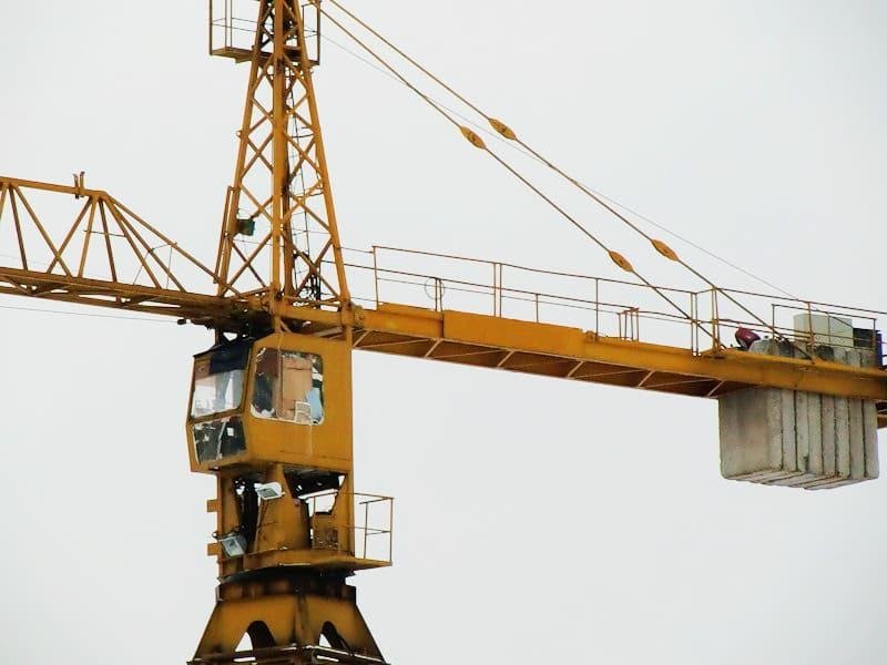 Прокат Башенный кран Liebherr 120 HC в Одессе