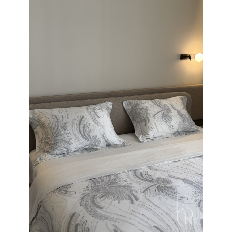 Естетика високого стилю: чому текстиль Blumarine Home Collection обирають дизайнери всього світу Естетика високого стилю: чому текстиль Blumarine Home Collection обирають дизайнери всього світу