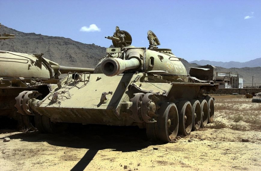 T-54A_and_T-55_at_Bagram_Air_Base